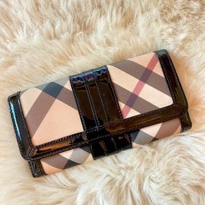 Burberry nova check wallet